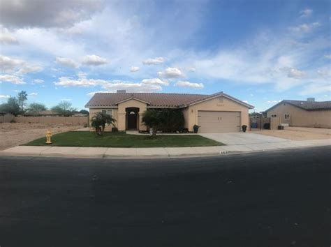 Find 2 bedroom homes in Yuma AZ. View listing photos, review sales history, and use our detailed real estate filters to find the perfect place. ... Yuma Zillow Home Value Price Index; Yuma County AZ Zip Codes; Explore Nearby & Average Home Values. Nearby Yuma City Homes. Yuma Homes for Sale $284,437;