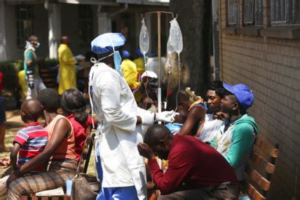 Zimbabwe announces 100 suspected cholera deaths and imposes restrictions on gatherings