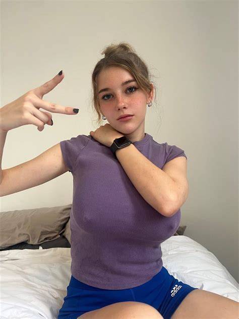 Zoeemoore Onlyfans Nude