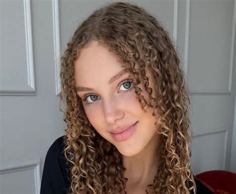 Zoey Curly Onlyfans Porn