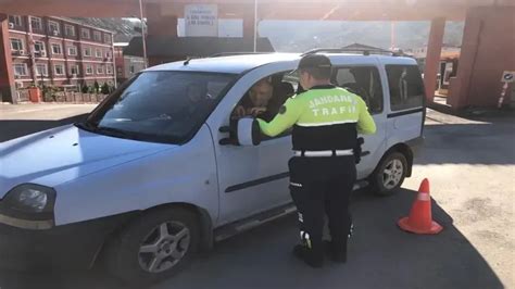 Zonguldak'ta jandarma ekipleri sürücülere Miraç Kandili ikramında bulundu - Son Dakika Haberleri