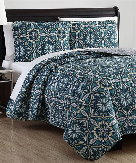 Zulily offers up to 60% off Zulily Bedding Sets Sale. Shipping fee is $5.99. Deal ends 8/21 06:00. $16.99 $50.00.. 