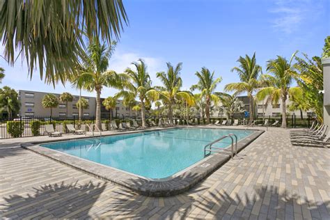 Zura bay. Zura Bay offers newly renovated studio, one, two and three bedroom apartments with black appliances, granite countertops and washer and dryer. Enjoy the scenic views, fitness … 
