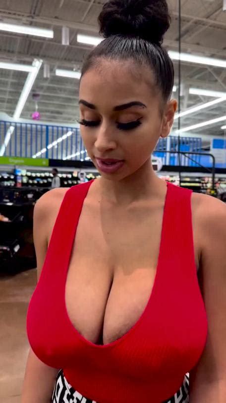 💋 Zuri Zoltan Leaks [PPV] 84 Photos