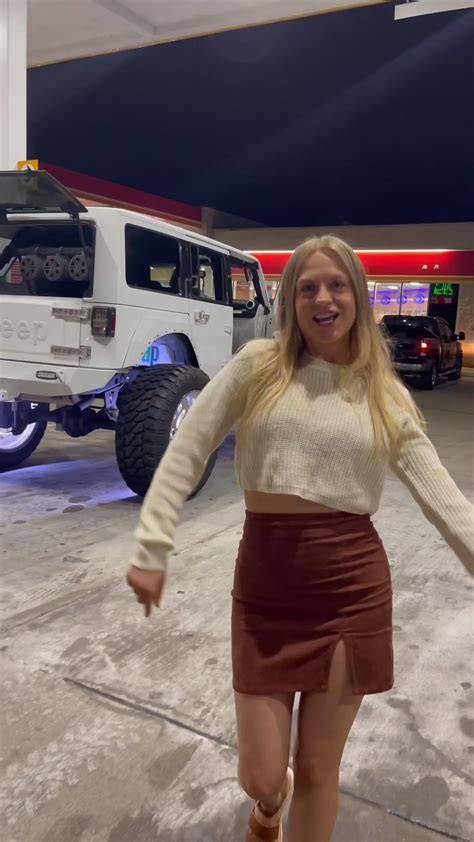 _snowwolf_jku nude