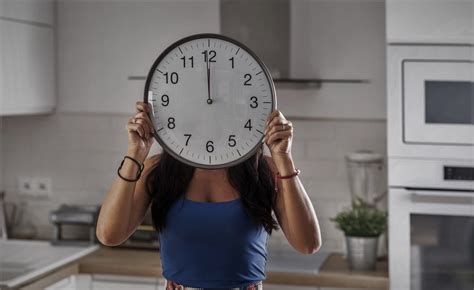A Esta Hora
