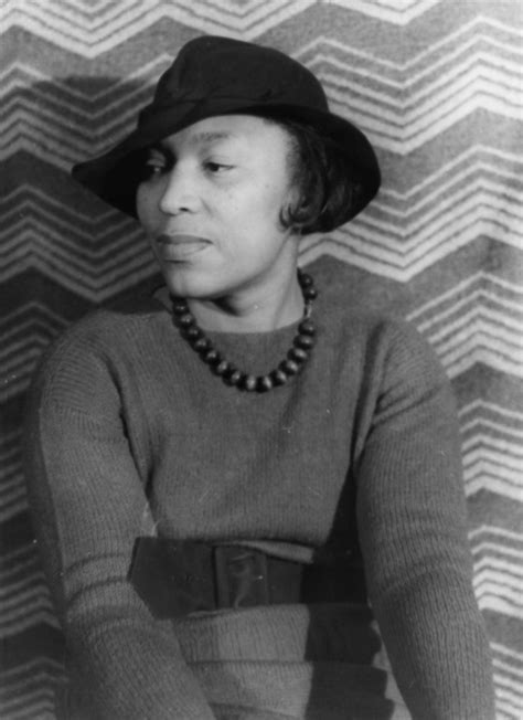 a short biography of zora neale hurston