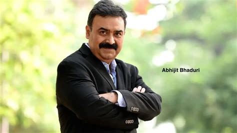 abhijit bhaduri biography examples in urdu