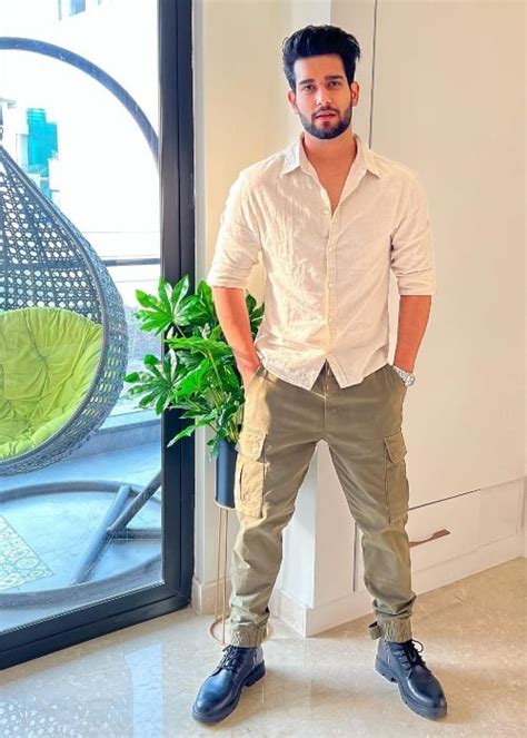 abhishek malik model biography