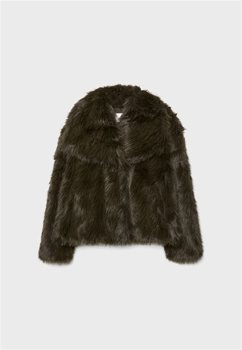 Abrigo Pelo Stradivarius