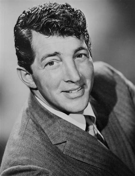 Actor Dean Martin