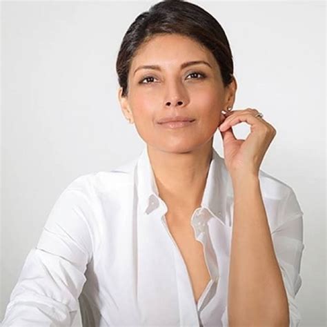 actress biography
