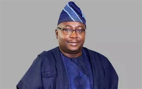 adebayo adekola adelabu biography graphic organizer