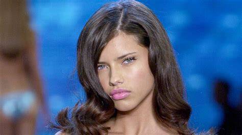 adriana lima boosty
