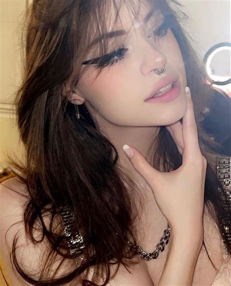 aestheticallyhannah nude