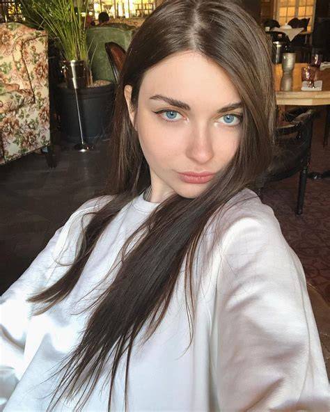 ahrinyan onlyfans