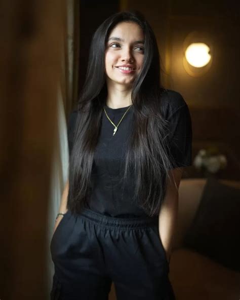 aina asif
