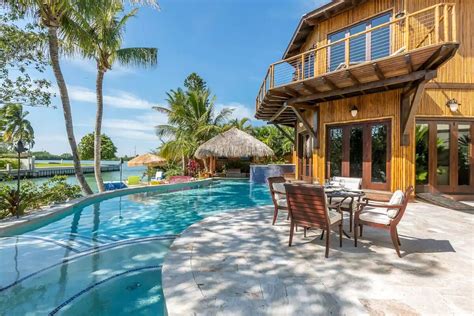 airbnb florida