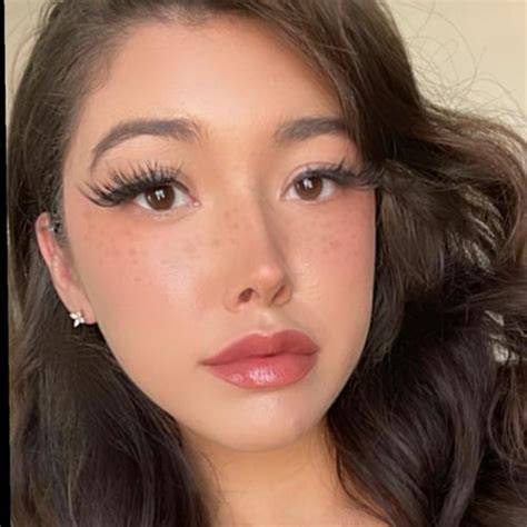 akari onlyfans
