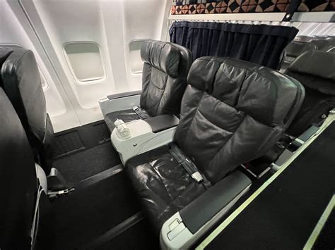 alaska airlines first class