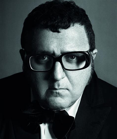 alber elbaz biography sample