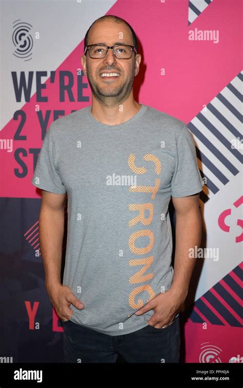 alberto perlman biography