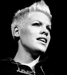 alecia beth moore wiki