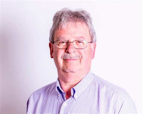 aled roberts biography sample