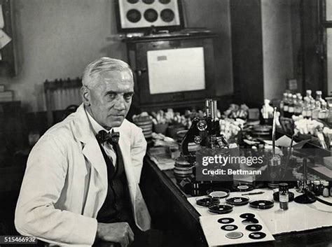 alexander fleming contribution to microbiology