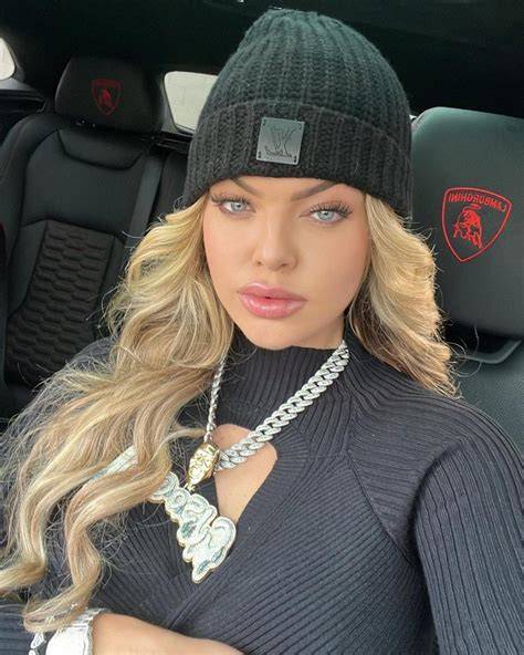 alexis lohmier onlyfans