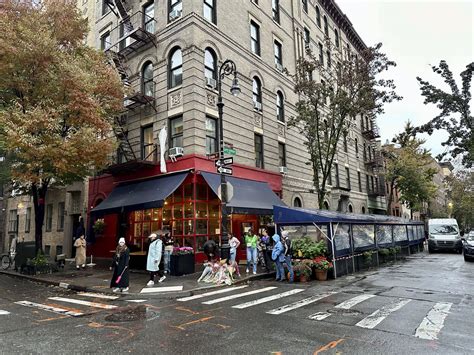 friends photo by Cassandre Rau