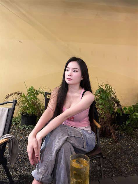 alice_greenn nude