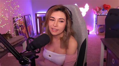 alinity nudes