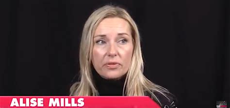 alise mills wiki