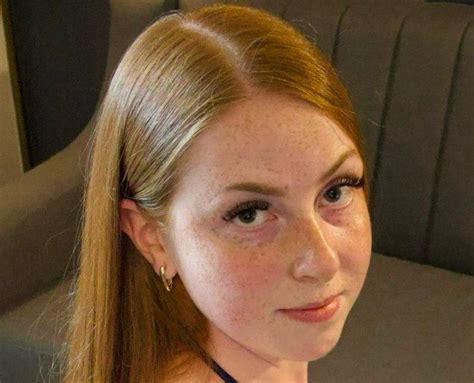 Allison Bloom Twitter