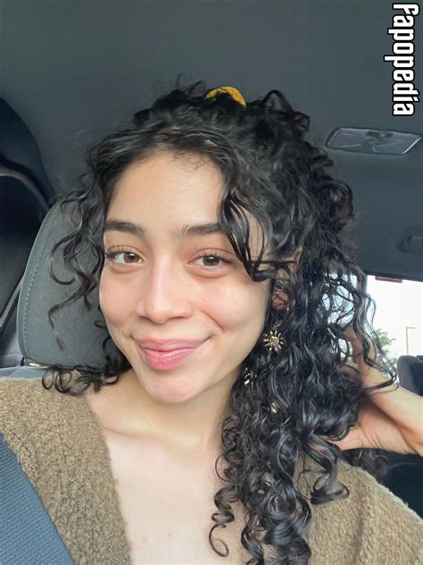 alluringliyah nude