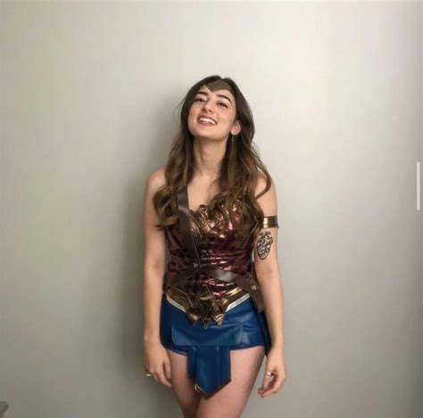 alyska nudes