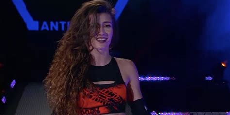 Amber Nova Nude