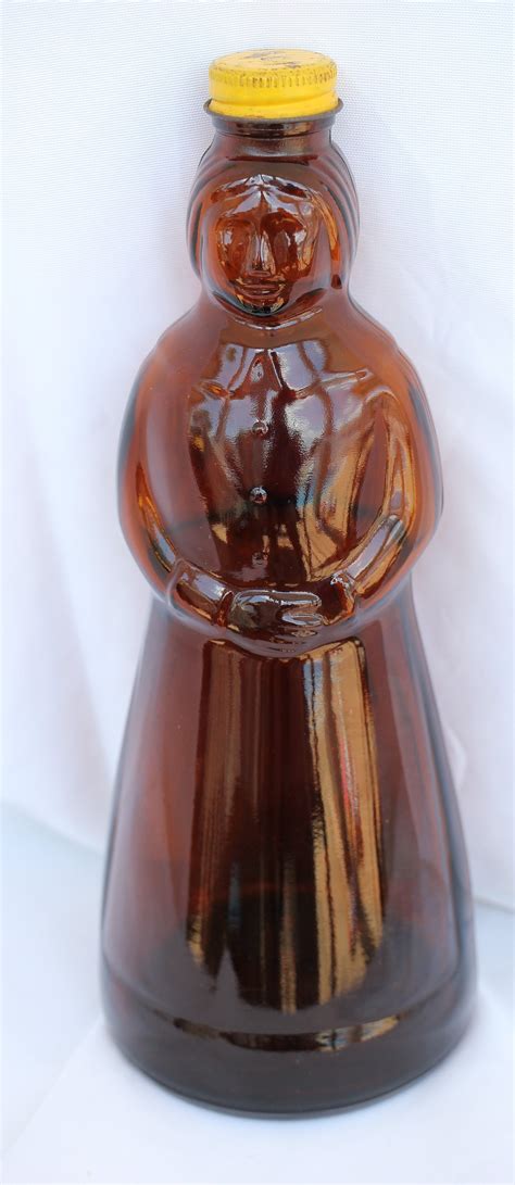 amber syrup bottle
