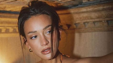 amirabrie nude