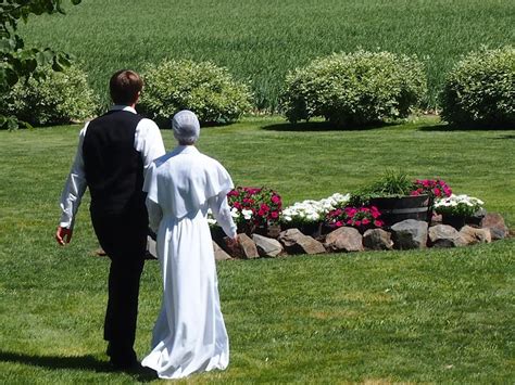 Amish Weddings