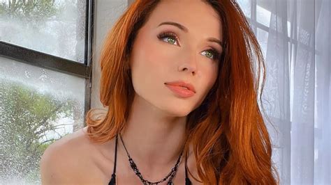 amouranth sexiest pics