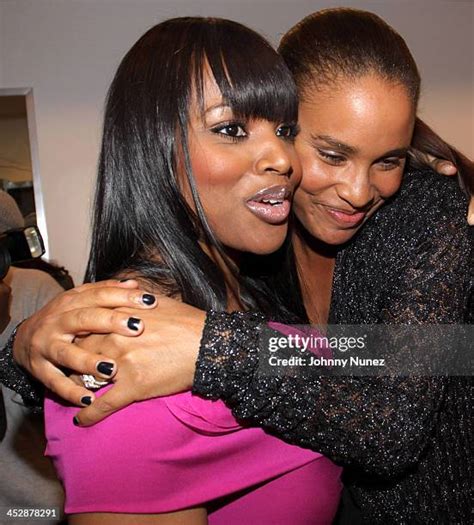 amoy pitters biography