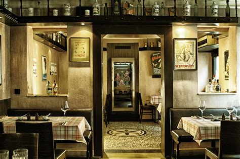 ampulle bar & restaurant stuttgart