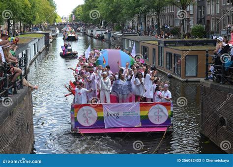 amsterdam pride boats