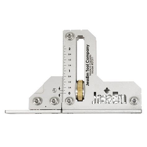 An Adjustiable Gauge For Setting And Transferring Angles