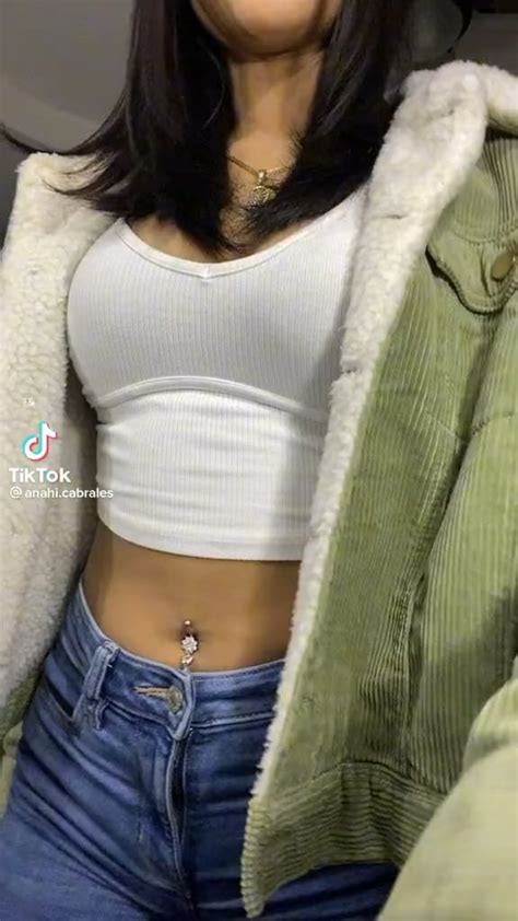 anahicabrales OnlyFans leaked content