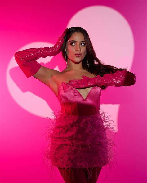 andrea mextli nude