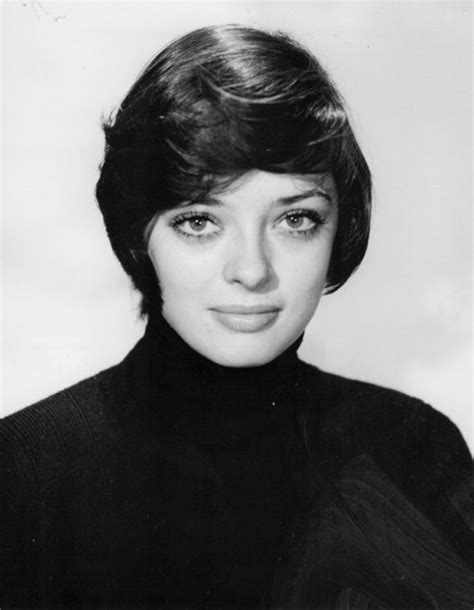 angela cartwright biography