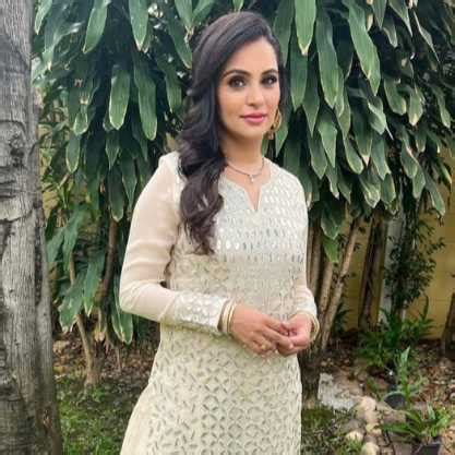 anisha kapur biography channel